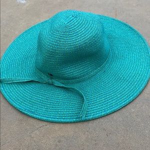 Summer floppy hat with big brim